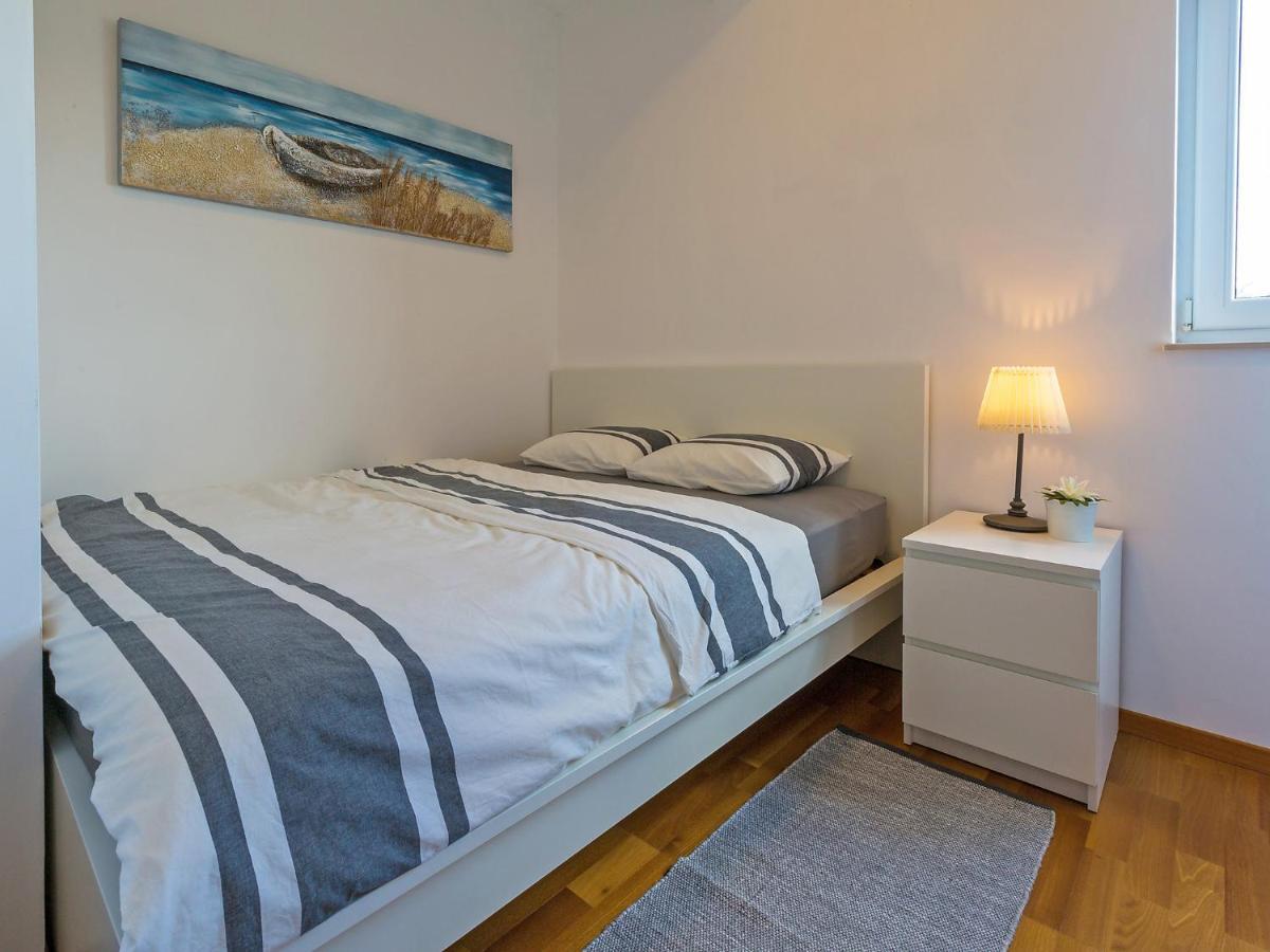 Apartment Cvit 1 By Interhome Klenovica Luaran gambar